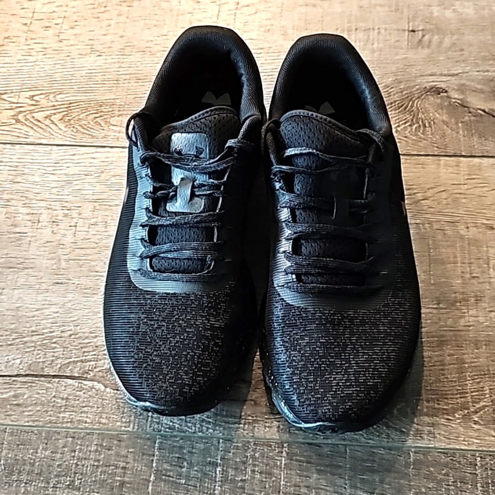 Under Armour Mens Sneakers